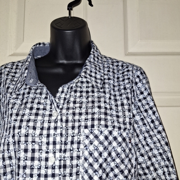 Tommy Hilfiger checked floral button up blouse - Picture 5 of 5